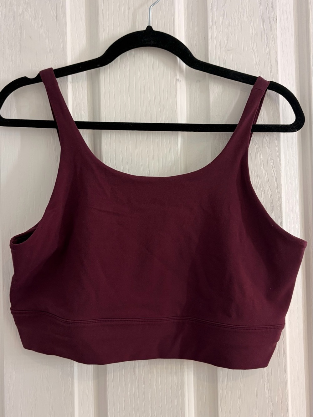 Nike Yoga Women’s Seamless Crop Bralette in Deep Wine